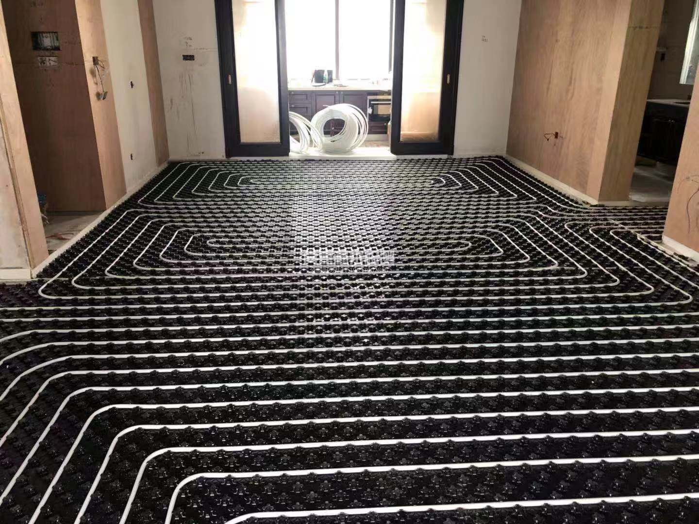 塔城地暖供热前需要注意什么_？